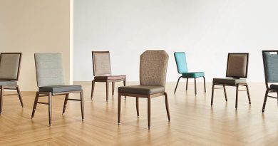 Metal Wood-Grain Chair