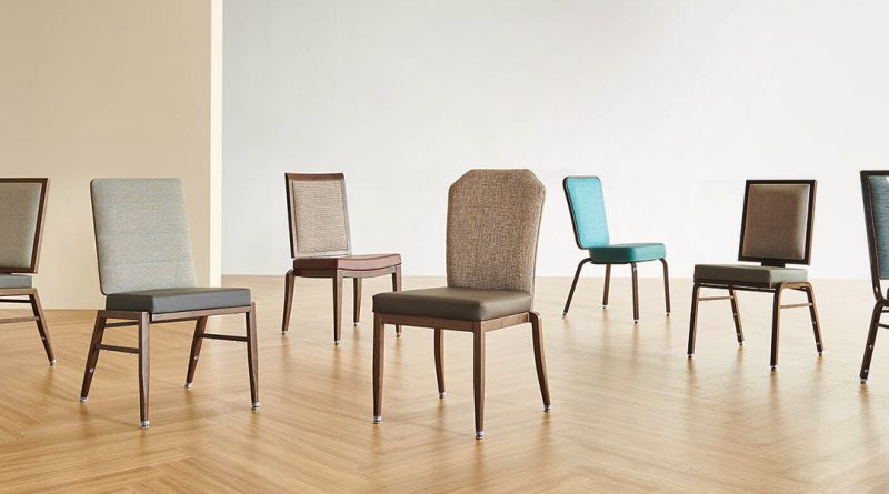 Metal Wood-Grain Chair